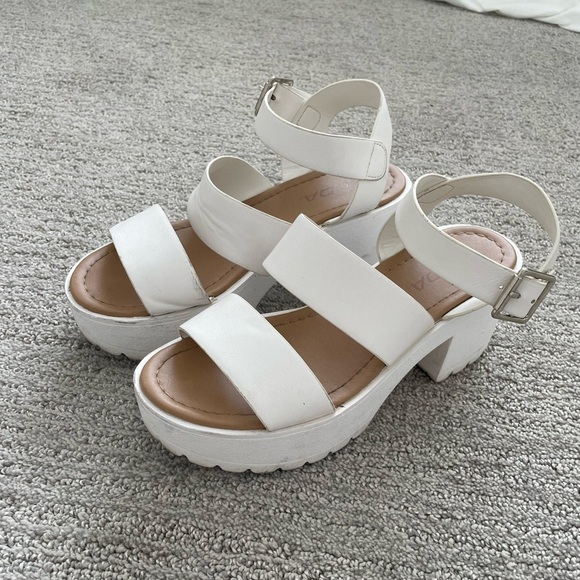 Women’s Soda White Lace Up Strap Heels Platform Summer Casual Preppy Formal Prom - Picture 3 of 5